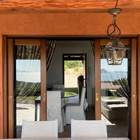 Villa A Golfo Aranci Con Vista Su Tavolara Marinella  Exteriör bild