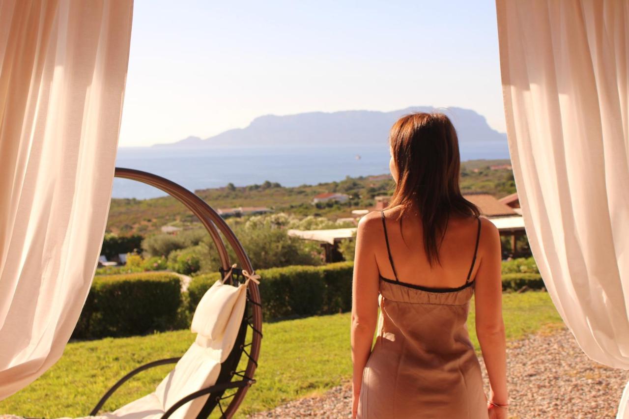 Villa A Golfo Aranci Con Vista Su Tavolara Marinella  Exteriör bild