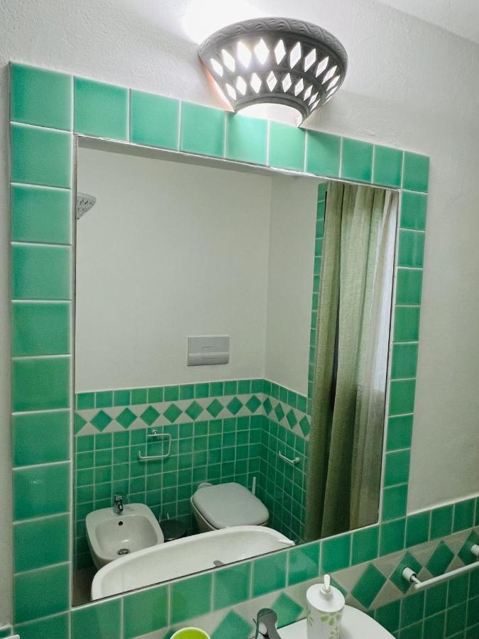 Villa A Golfo Aranci Con Vista Su Tavolara Marinella  Exteriör bild
