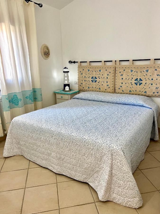 Villa A Golfo Aranci Con Vista Su Tavolara Marinella  Exteriör bild